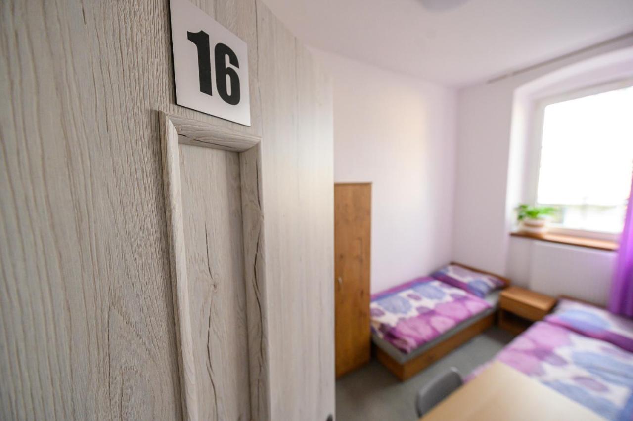 ראסיבורז' Mru Rooms מראה חיצוני תמונה